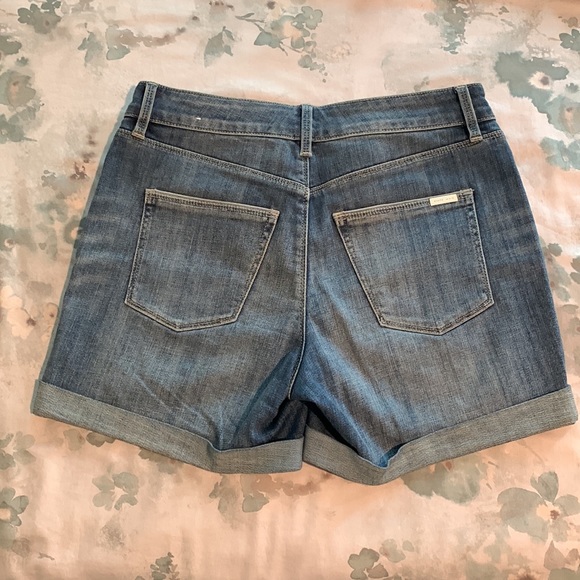 5”• WHBM denim shorts, distressed - Picture 4 of 11